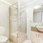 Rent 2 bedroom apartment in Wollongong