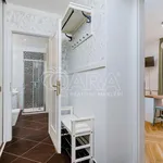 Rent 1 bedroom apartment of 33 m² in Capital City of Prague