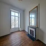 Rent 5 bedroom apartment of 145 m² in Nantes