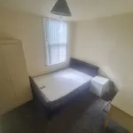 Rent 8 bedroom house in East Midlands