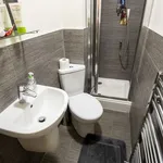 Rent 6 bedroom apartment in West Midlands