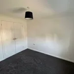 Rent 4 bedroom house in East Midlands