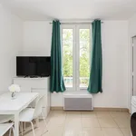 Rent 2 bedroom apartment of 24 m² in Aubervilliers