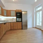 Pronajměte si 4 ložnic/e byt o rozloze 160 m² v Prague