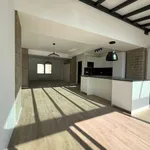 Maison de 363 m² avec 5 chambre(s) en location à Arlon