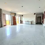 Rent 5 bedroom apartment of 210 m² in Casoria