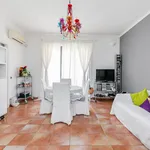 Rent 2 bedroom apartment of 62 m² in Milano