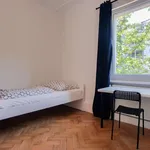 Rent a room of 150 m² in berlin