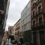 Rent 1 bedroom apartment of 30 m² in Madrid