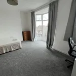 Rent 5 bedroom house in Swansea