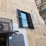 Affitto 2 camera appartamento di 40 m² in Napoli