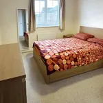 Rent 2 bedroom apartment in Yorkshire And The Humber