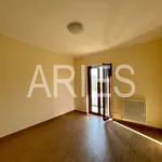 Rent 5 bedroom house of 150 m² in Roma