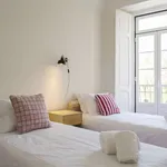 Rent 3 bedroom apartment in lisbon