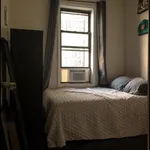 Rent 3 bedroom apartment in Bushwick