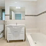 Rent 2 bedroom apartment in Sydney