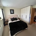 Rent 2 bedroom flat in Sully