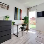 Rent a room of 220 m² in barcelona