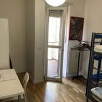 Rent 2 bedroom apartment in Turin