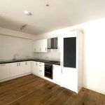 Rent 4 bedroom flat in South East England