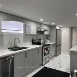 Rent 4 bedroom house in Toronto