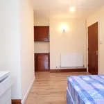 Rent a room of 91 m² in london