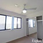 Rent 4 bedroom house in Bucasia