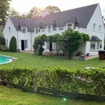 Huur 4 slaapkamer huis van 1425 m² in Uccle