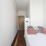 Rent a room in lisbon