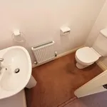 Rent 3 bedroom house in Hull