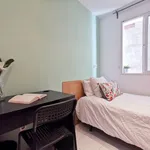 Rent a room in Madrid