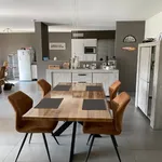 Maison de 730 m² avec 4 chambre(s) en location à Kruisem