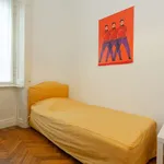 Rent a room in milan