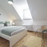 Miete 2 Schlafzimmer wohnung von 45 m² in Düsseldorf