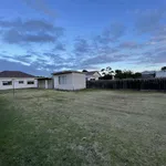 Rent 3 bedroom house in altona