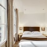 Rent 1 bedroom apartment of 377 m² in Paris