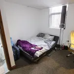 Rent 6 bedroom flat in West Midlands