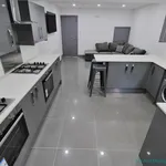 Rent 7 bedroom flat in Birmingham,