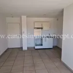 Appartement de 35 m² avec 2 chambre(s) en location à Marseille