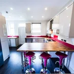 Rent 6 bedroom house in Leeds