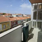 Rent 3 bedroom apartment of 135 m² in lisbon