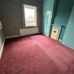 Rent 3 bedroom flat in Yorkshire And The Humber
