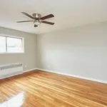 Rent 4 bedroom apartment in Plainview