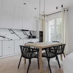 Rent 3 bedroom apartment of 81 m² in paris