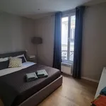 Rent 2 bedroom apartment of 43 m² in Paris