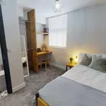 Rent 5 bedroom apartment in West Midlands