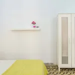 Alquilo 4 dormitorio apartamento de 115 m² en Málaga