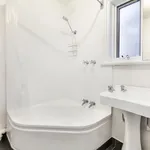 Rent 1 bedroom apartment in Melbourne