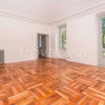 Rent 9 bedroom apartment of 300 m² in Torino