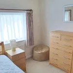 Rent 5 bedroom house in East Midlands